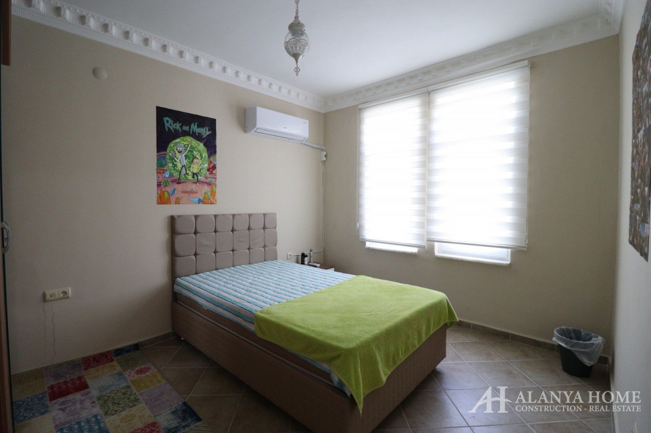 Appartement confortable 2 + 1 dans le jardin Palas Kestel Alanya avec vue sur la mer