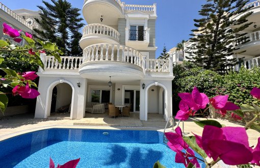 Sea View Villa In Konakli | Fully Furnished 4+1 Villa | Residence Permit Eligible