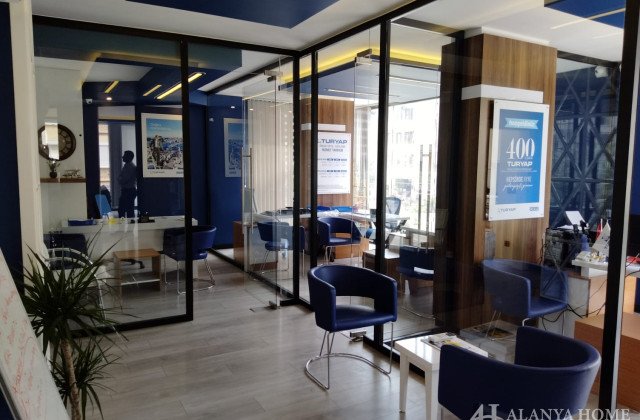 Office Commercial Space For Sale In The Center Of Alanya