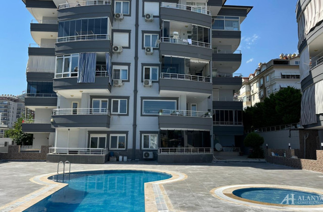 Möblierte 3+1-Reverse-Maisonette in Cikcilli, Alanya