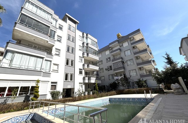 Beyaz Kent Sitesi Oba Ikamete Uygun Esyali 2+1 Daire