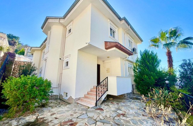 Bektas 5+2 Fully Furnished Villa With Sea View