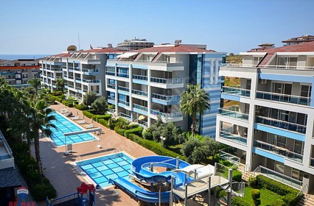 Aura Blue Residence
