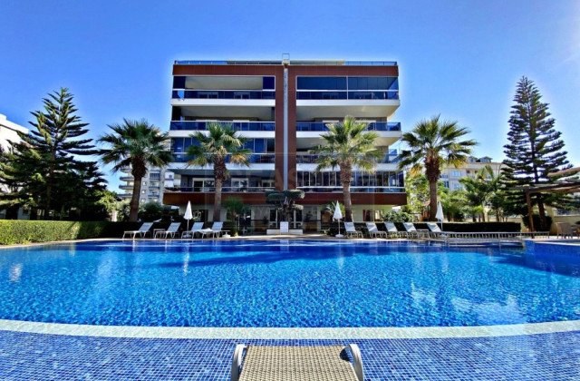 Furnished 2+1 Apartment in Oba, 600 m from Sea