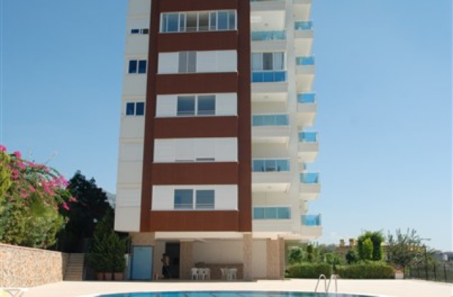 2+1 Sea-View Apartment in Tosmur Tepe Residence