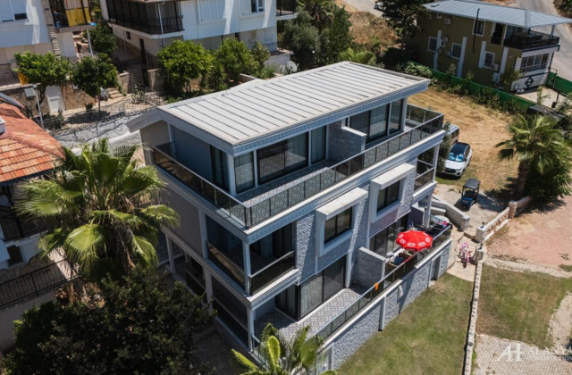 Alanya’da Denize 400 m Mobilyalı 3+1 Ev