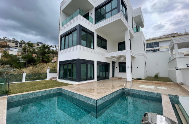 Kargıcak Alanya'da 3+2 veya 4+1 Gloria Villas
