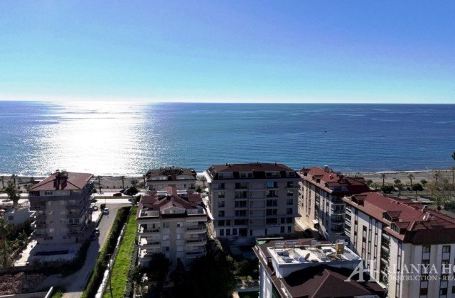 OXO BEACH RESIDENCE SEAFRONT 2+1 DUPLEX APARTMENT FOR SALE
