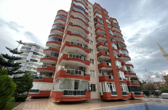 Furnished 2+1 Apartment in Mahmutlar, 250 m to Sea