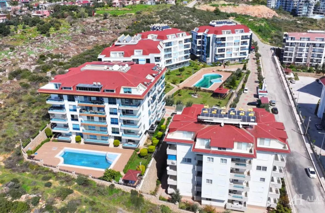 Duplex 2+1 avec jardin à Kestel | Elegance Residence