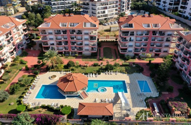Oba Yuksek 1 Si̇te 4+1 Dai̇re