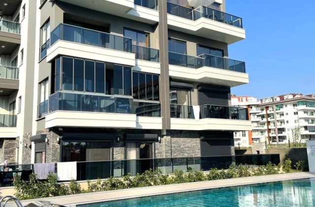 Namješten 1+1 stan u Kestelu – Panorama Loft Residence