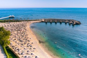 ساحل Incekum - Alanya / Avsallar، در بین تمیزترین سواحل شنی آنتالیا قرار دارد.