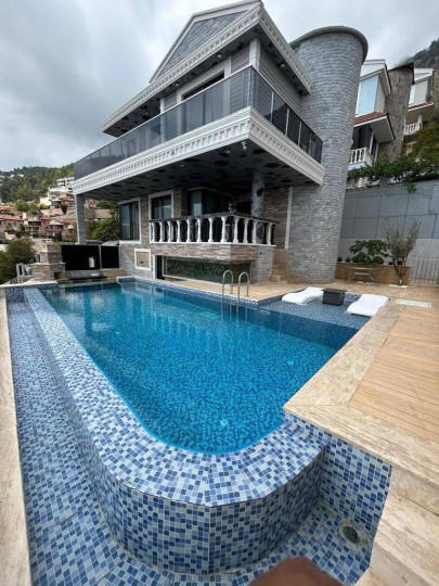 فيلا مستقلة 4+1 في تبة ضمن Atamel Villas